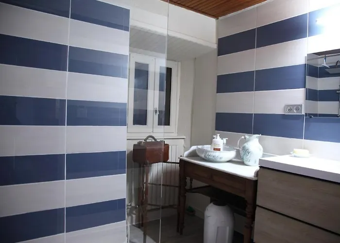 Avec Jardin Pour 6 Pers Pres De Salers Nature & Puy Mary